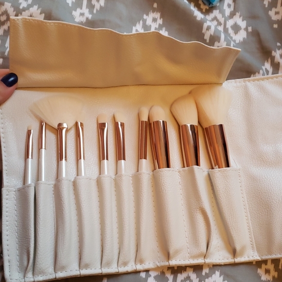 Other - Makeup Brushes
